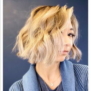 Meet your Posher, Elizabeth